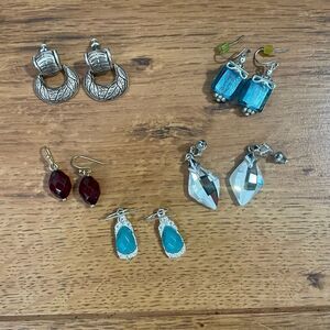 5 pair of earrings